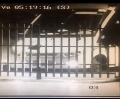 Carpi, la versione dei tre vandali del Meucci: «Volevamo parcheggiare a scuola e poi scappare»  