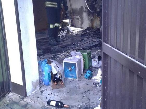 Prende fuoco una tavernetta 