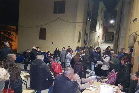 Oltre duemila persone per “Abbuconizos e binu”