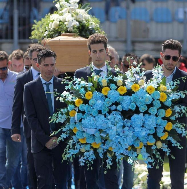 L’addio a Scarponi: «Resti il capitano» 