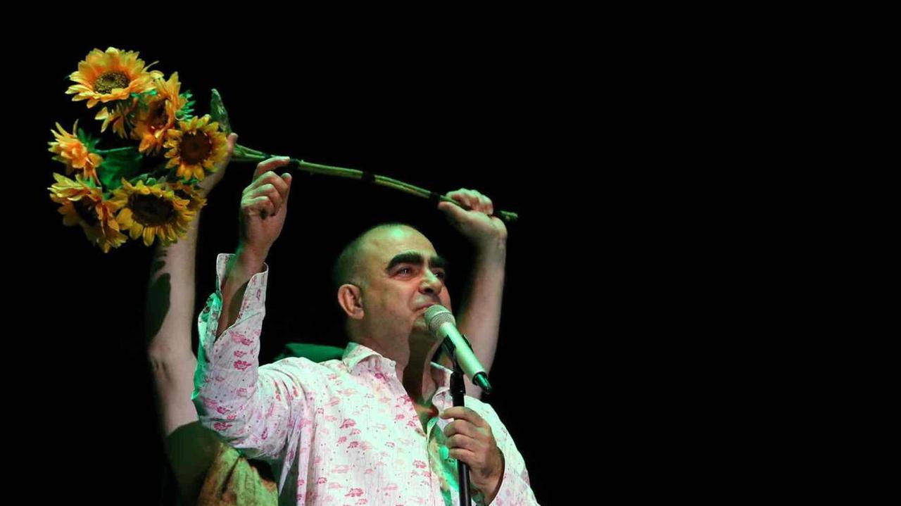 Summer festival s’ illumina con Elio e le storie tese