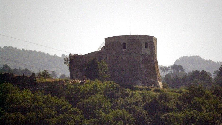 L’Aghinolfi chiuso, non si sa quando aprirà