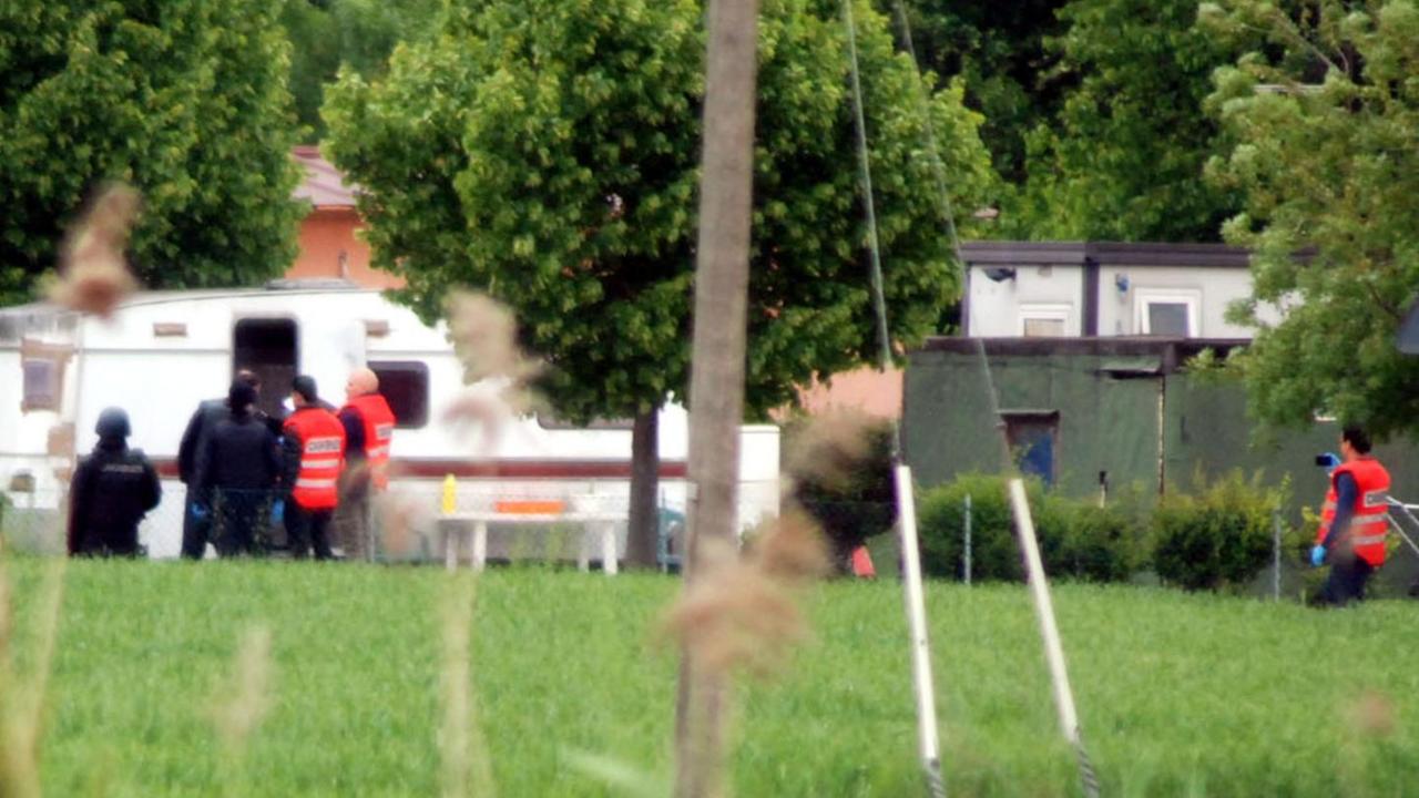 Killer in fuga: setacciato anche il campo nomadi