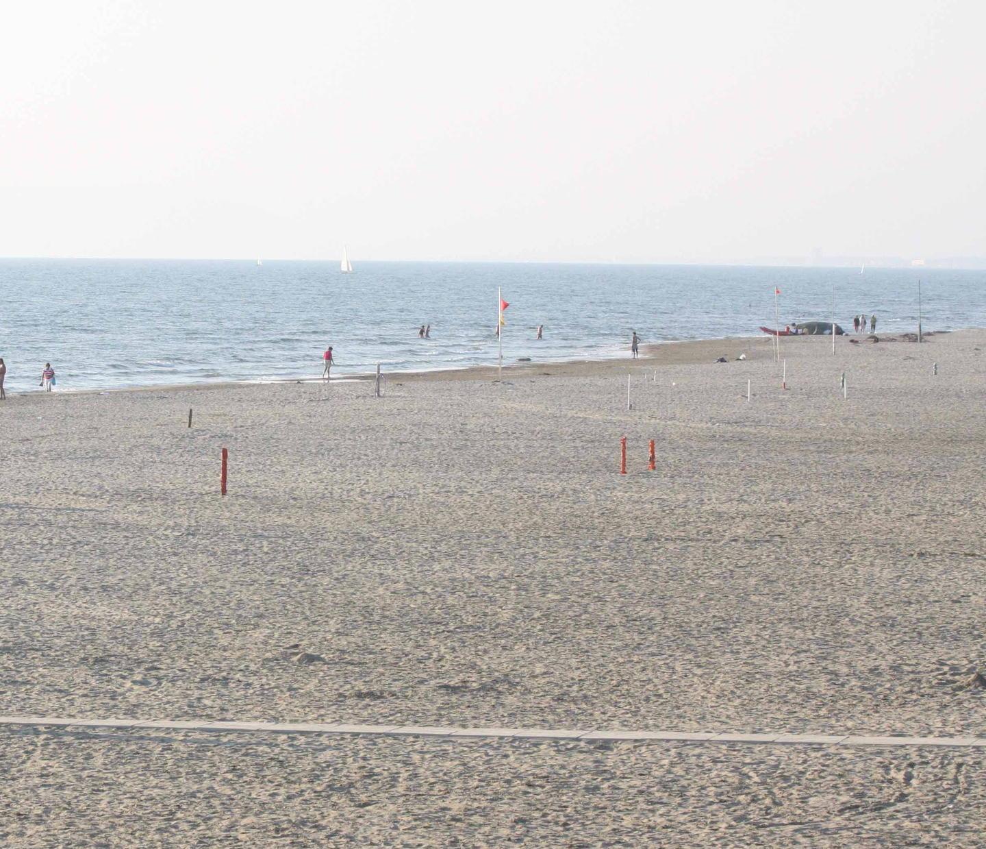 Turisti cacciati dalla spiaggia, i balneari si scusano 