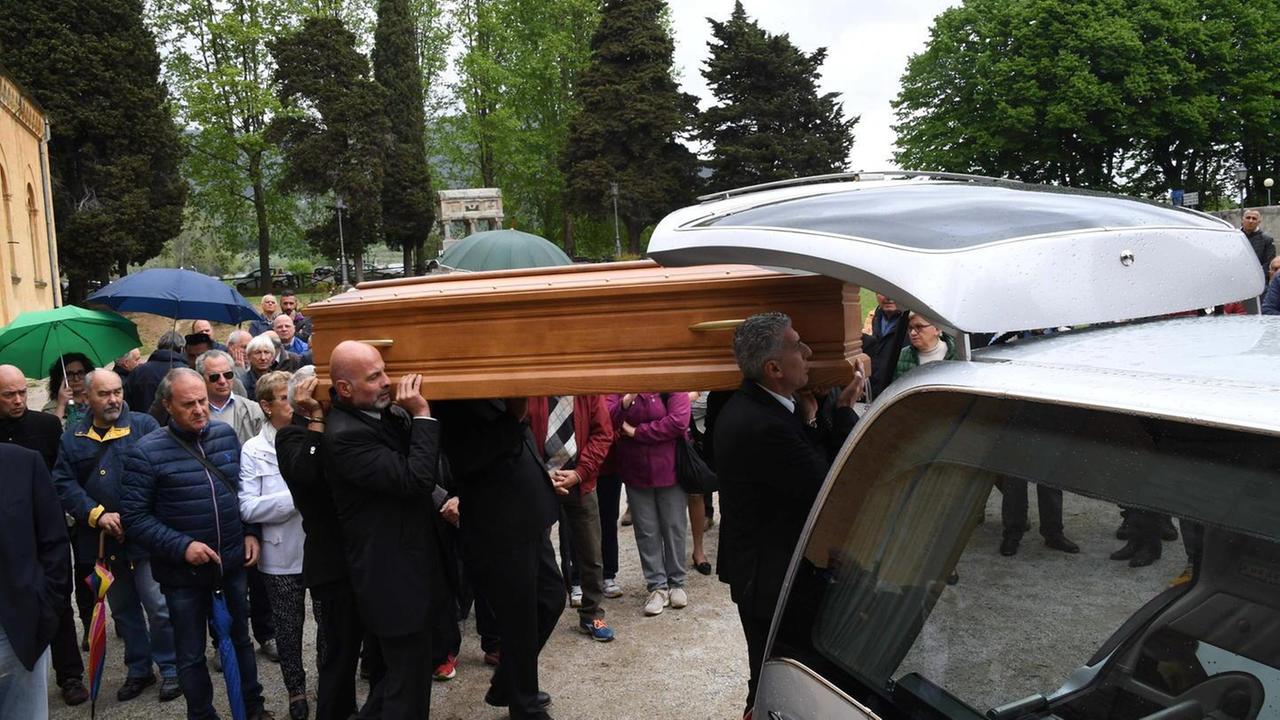 Un applauso per dire grazie all’ex sindaco