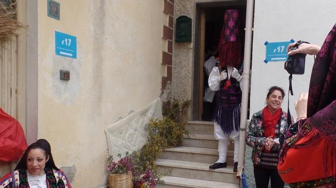 Tradizione, folk e natura ai piedi del Montalbo