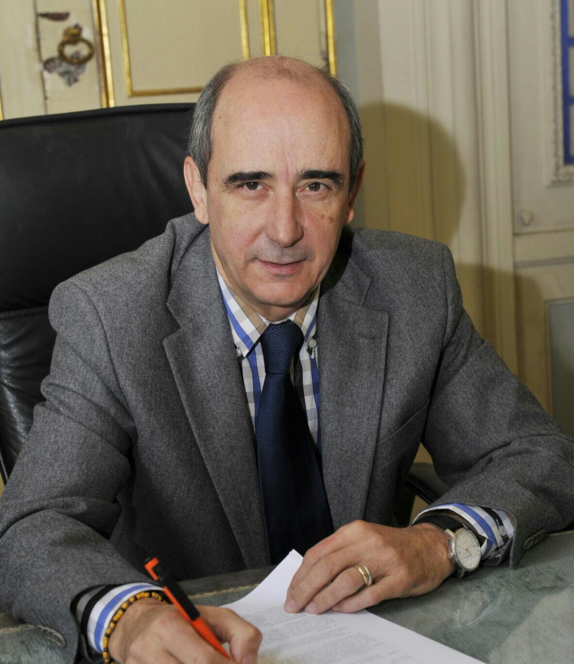 Cecchetti dà i numeri: «Conti in ordine nonostante i tagli» 