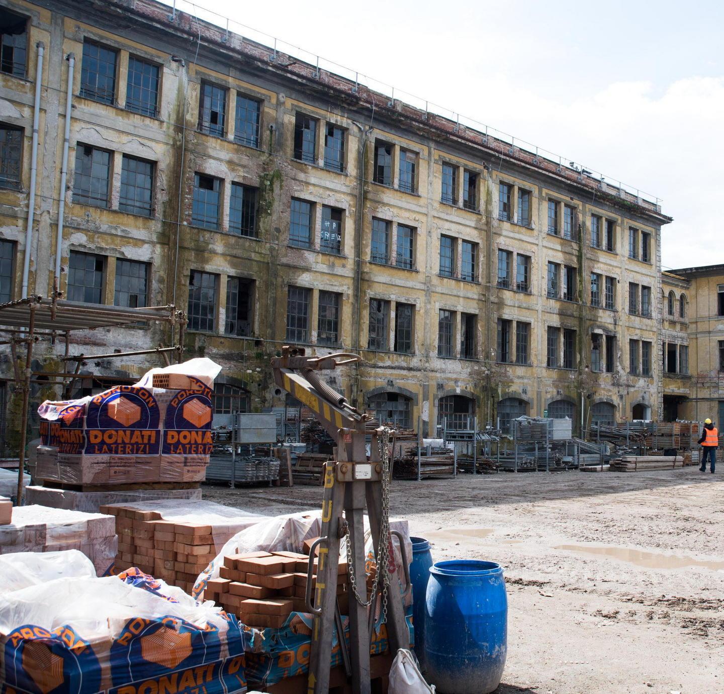Unieco in liquidazione due giorni per salvare i lavori alla manifattura 