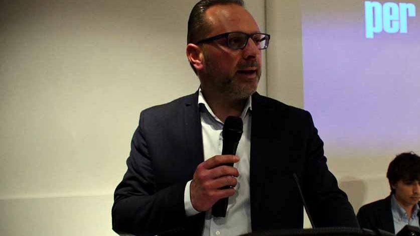 Il porta a porta è 2.0: passeggiata a Marina per Andrea Zanetti