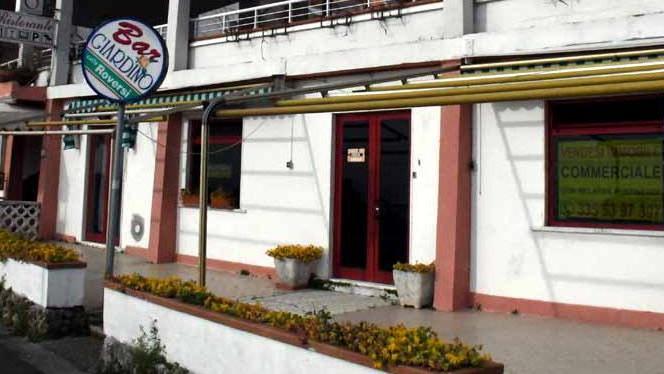 San Carlo, edilizia e sostegno alle terme. Il sindaco punta al recupero