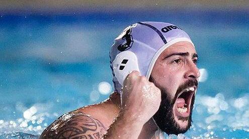 Bandiera amaranto sulla Mole Livorno espugna Torino e vola