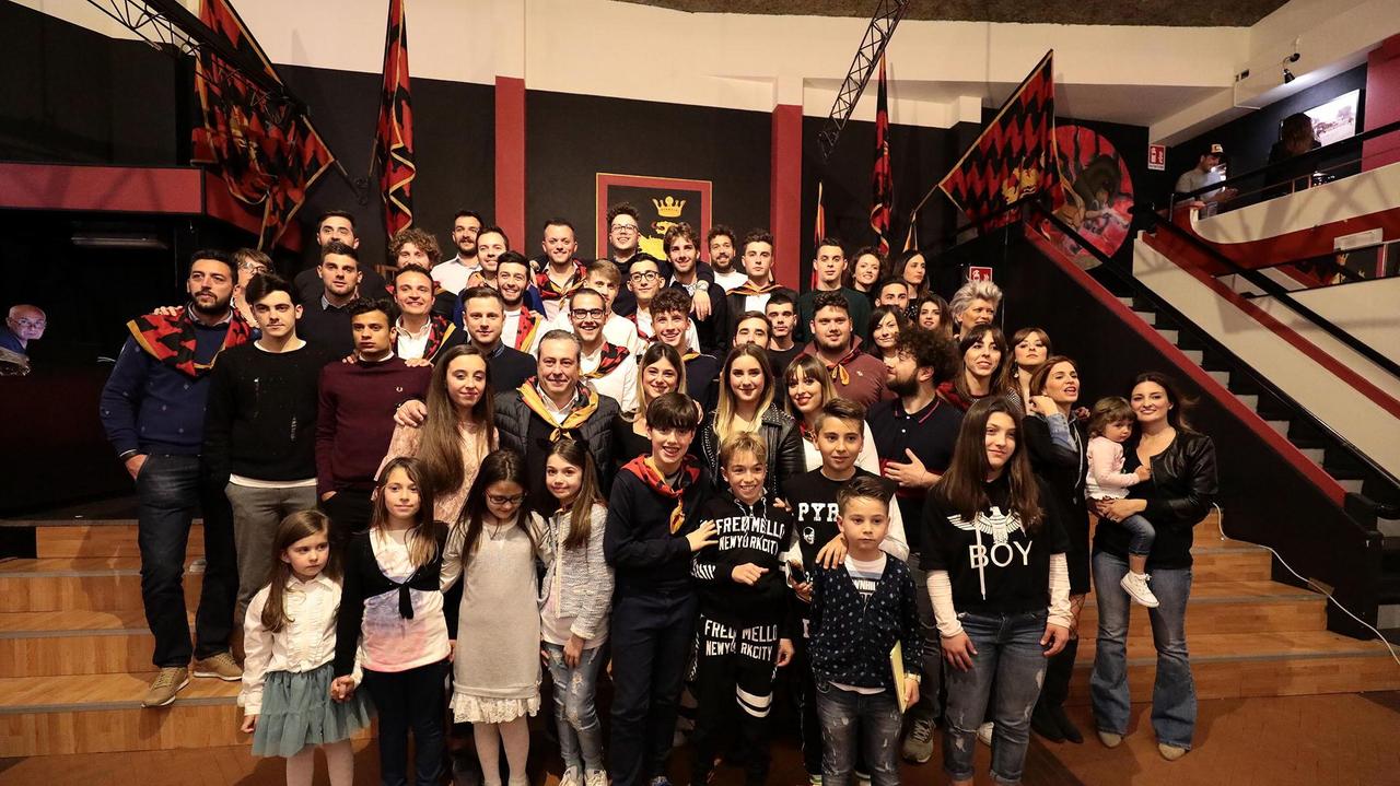 I contradaioli di Porta Bernarda (foto Agenzia Sestini)
