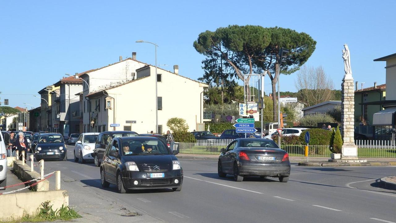 Semaforo in tilt, traffico più fluido