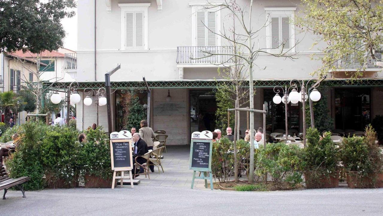 Il Caffè Roma esporta le focaccine del Forte