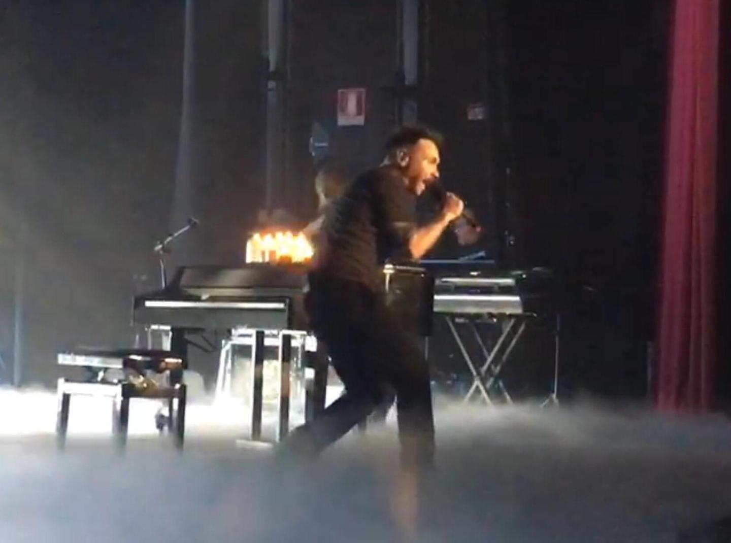 Nek durante il concerto a Cascina (foto Franco Silvi)