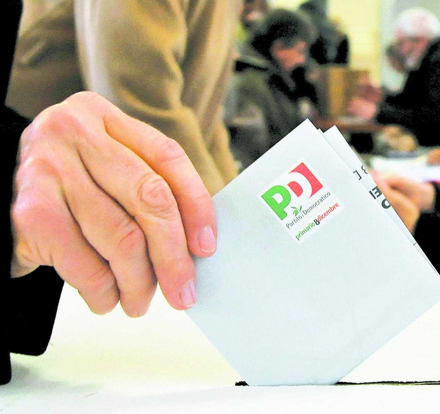 Il popolo del Pd torna alle urne 