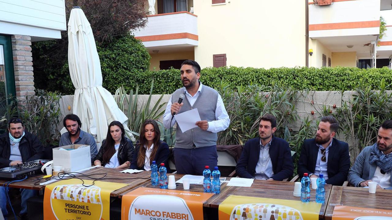 «E adesso rimbocchiamoci le maniche»