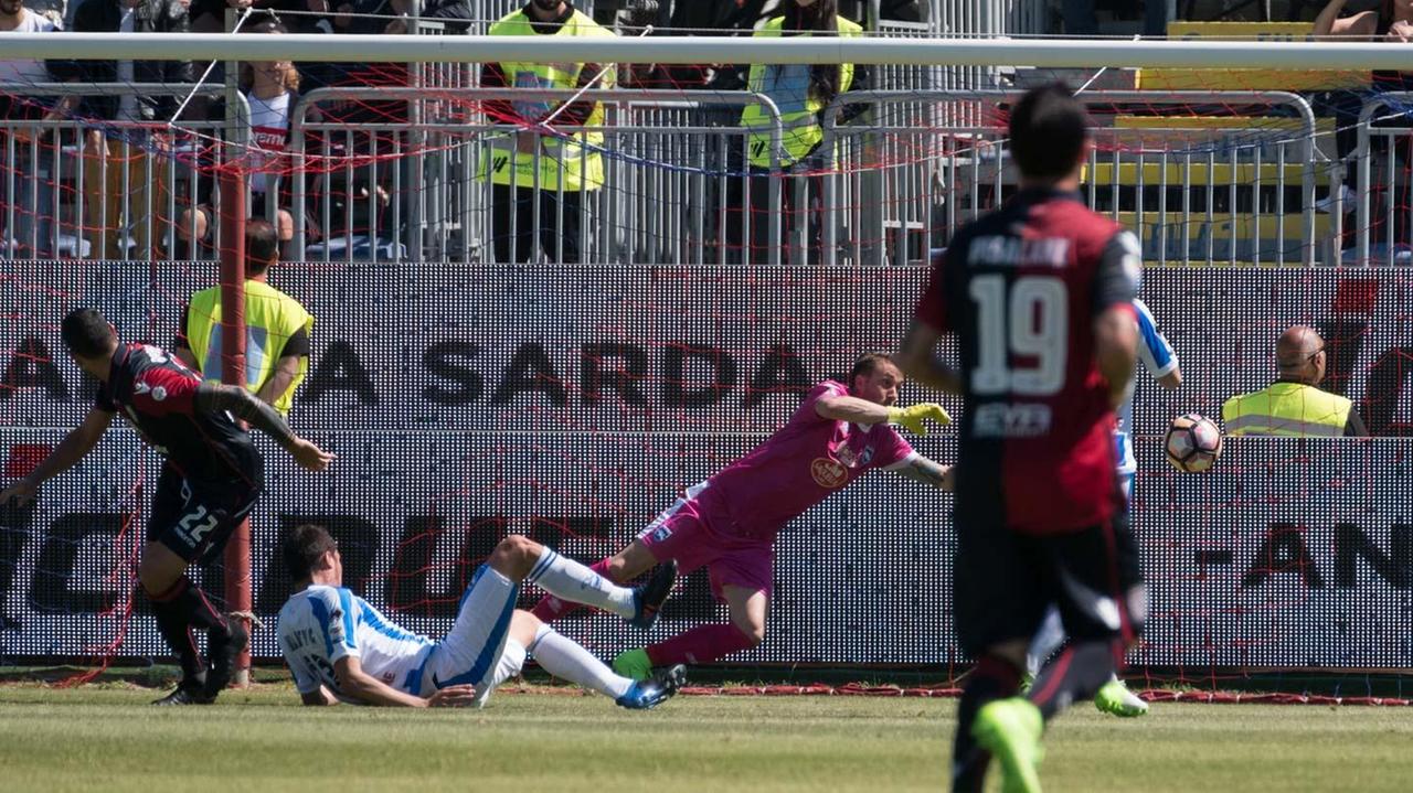 Il gol di Joao Pedro (foto Mario Rosas)