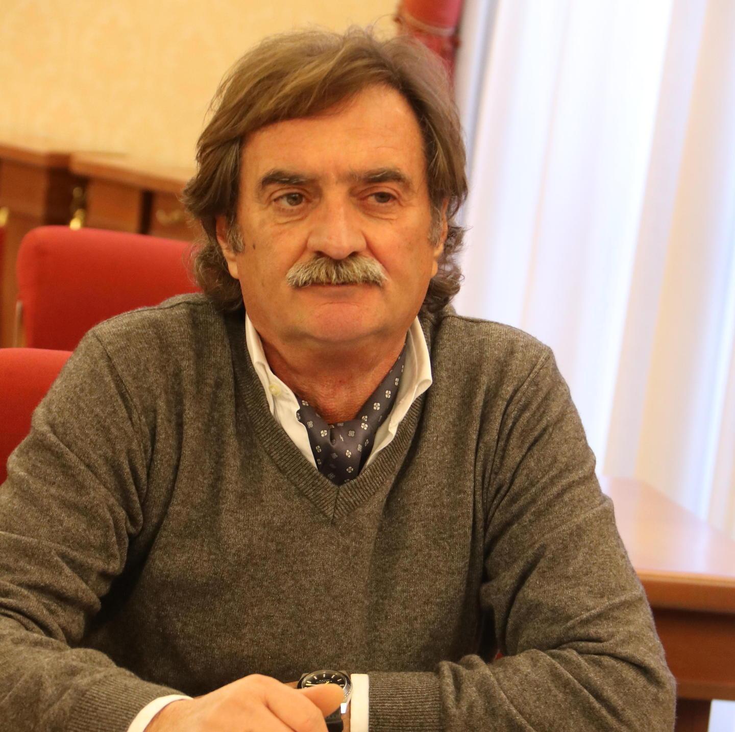 Scuole ko, minoranze contro Pd «Un territorio malridotto»
