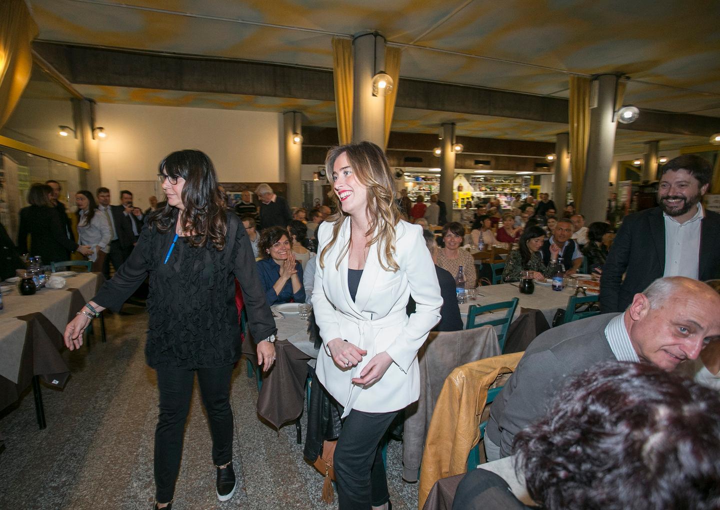 Boschi dà l’ultima spinta al popolo renziano 