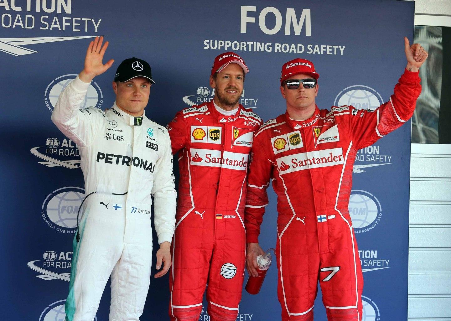 Doppietta Ferrari, Vettel in pole a Sochi 