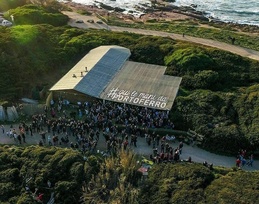 La battaglia per le spiagge, il caso Porto Ferro: no a sdraio e ombrelloni 
