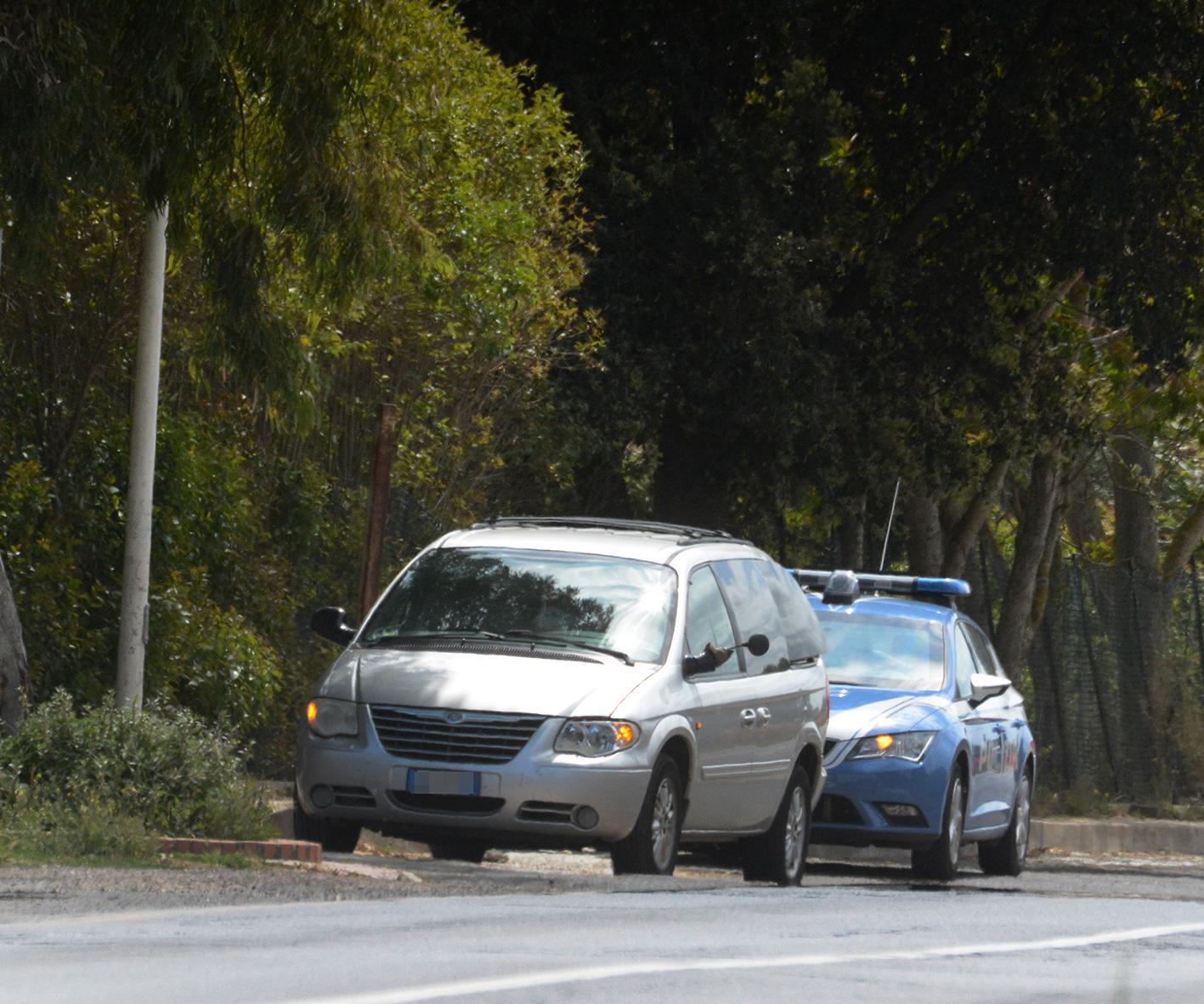 L'auto guidata dalla donna