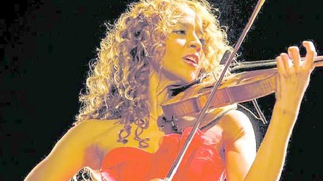 L’artista cubana Yilian Cannizares