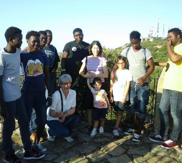 Migranti, via alle verifiche sui cinque alloggi offerti 