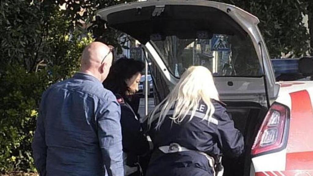 Ztl e doppia fila: i vigili urbani staccano 65 multe