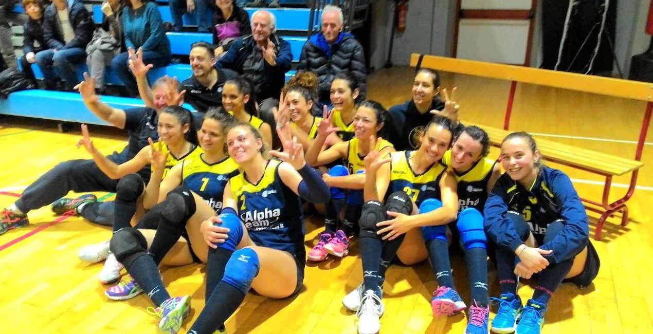 Poker pisano in C maschile fra le donne sorride il Cus 