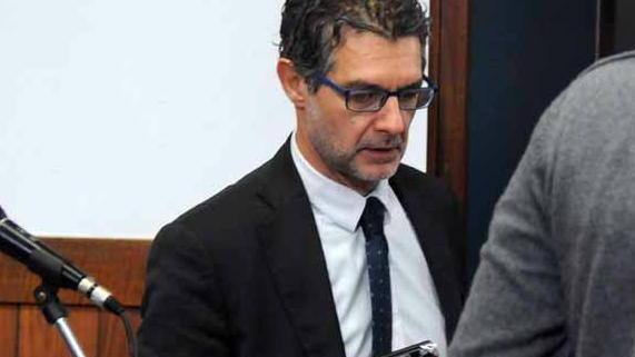Tre settimane fa i sigilli dei vigili del fuoco