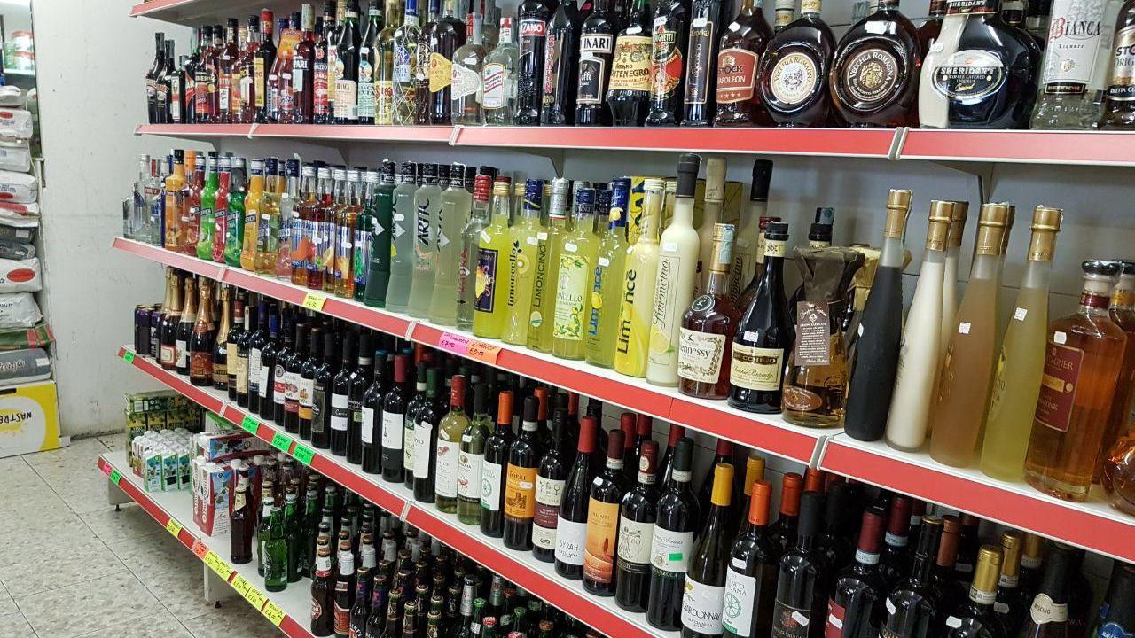 Zona Garibadi-Repubblica: stop alla vendita di alcolici dalle 21 alle 7