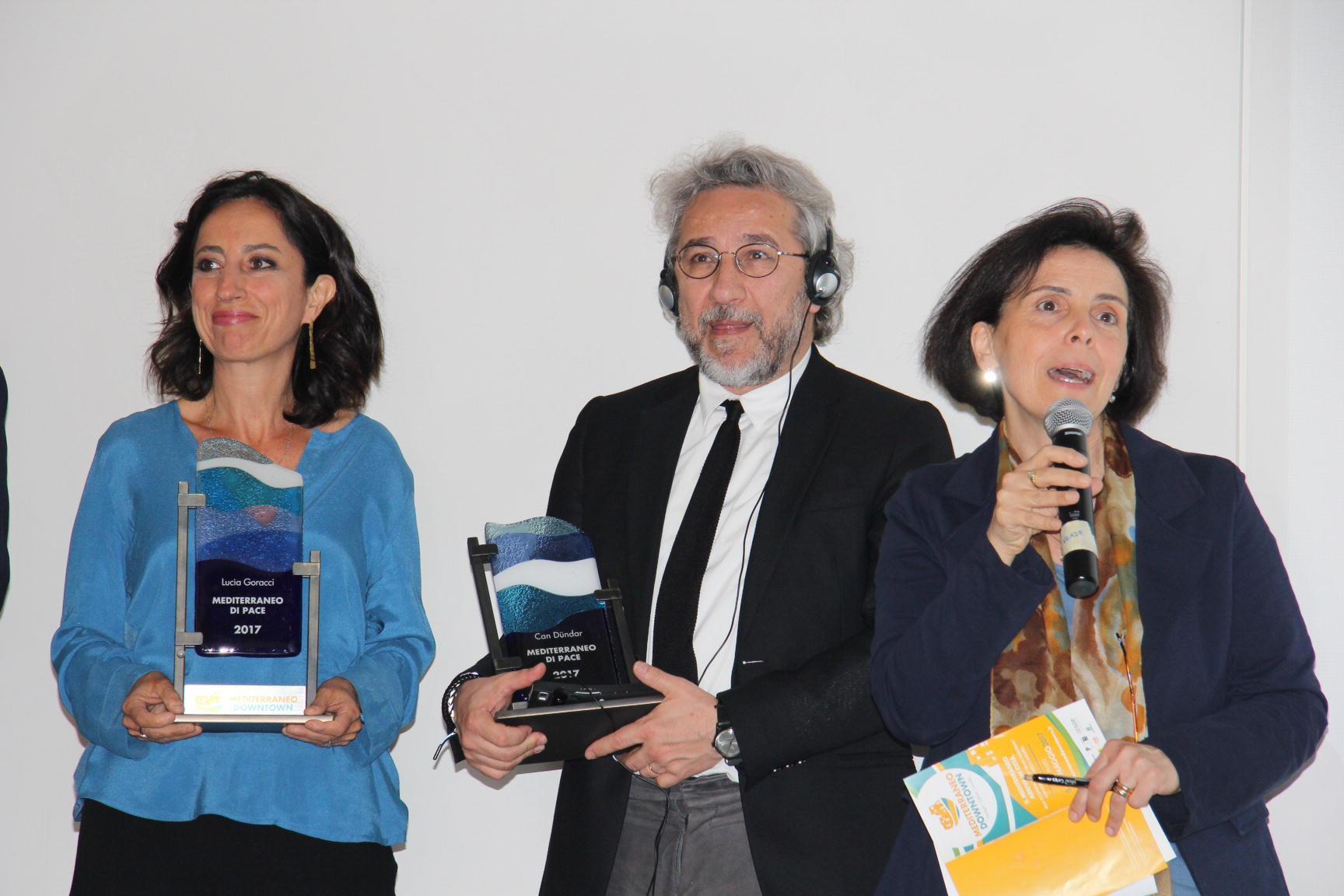 Can Dundar e Lucia Goracci durante la premiazione al Pecci (foto Batavia) 