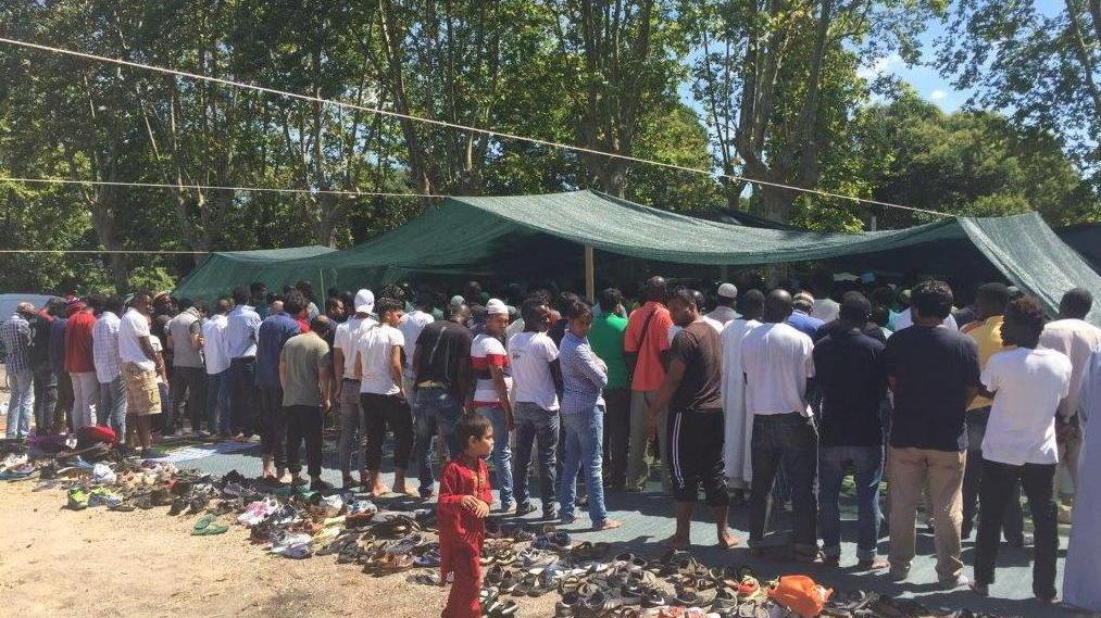 Moschea avanti tutta ma i lavori slittano