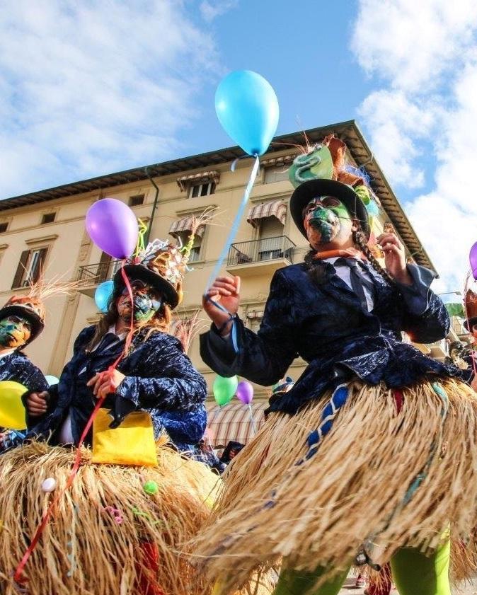 Le coreografie dei carri di Viareggio in scena al Giglio 