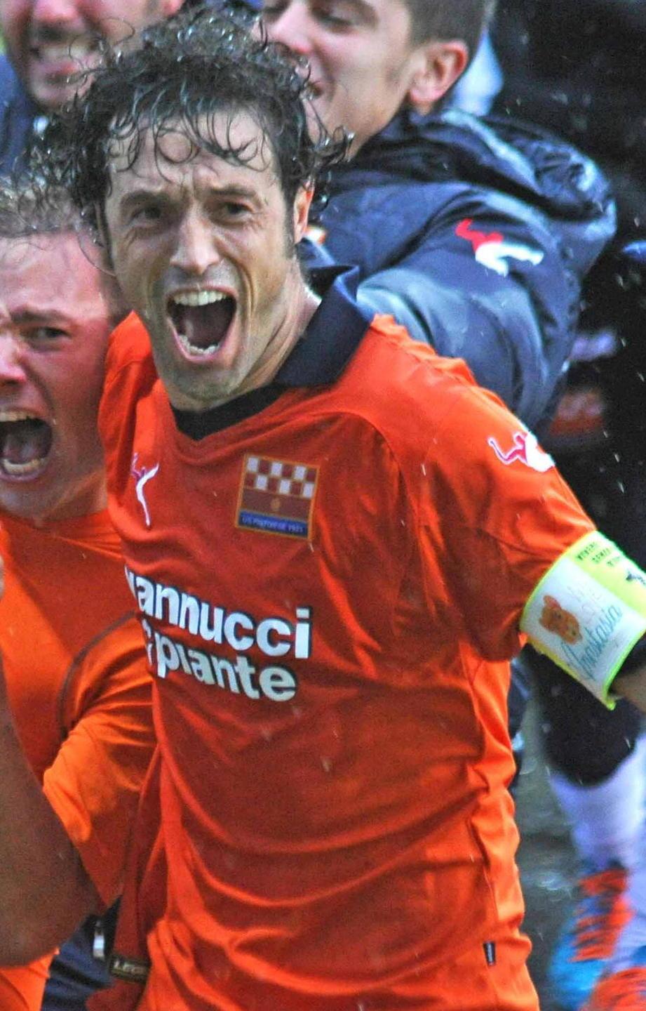 Colombo, partita d’addio con la sua grande ex 
