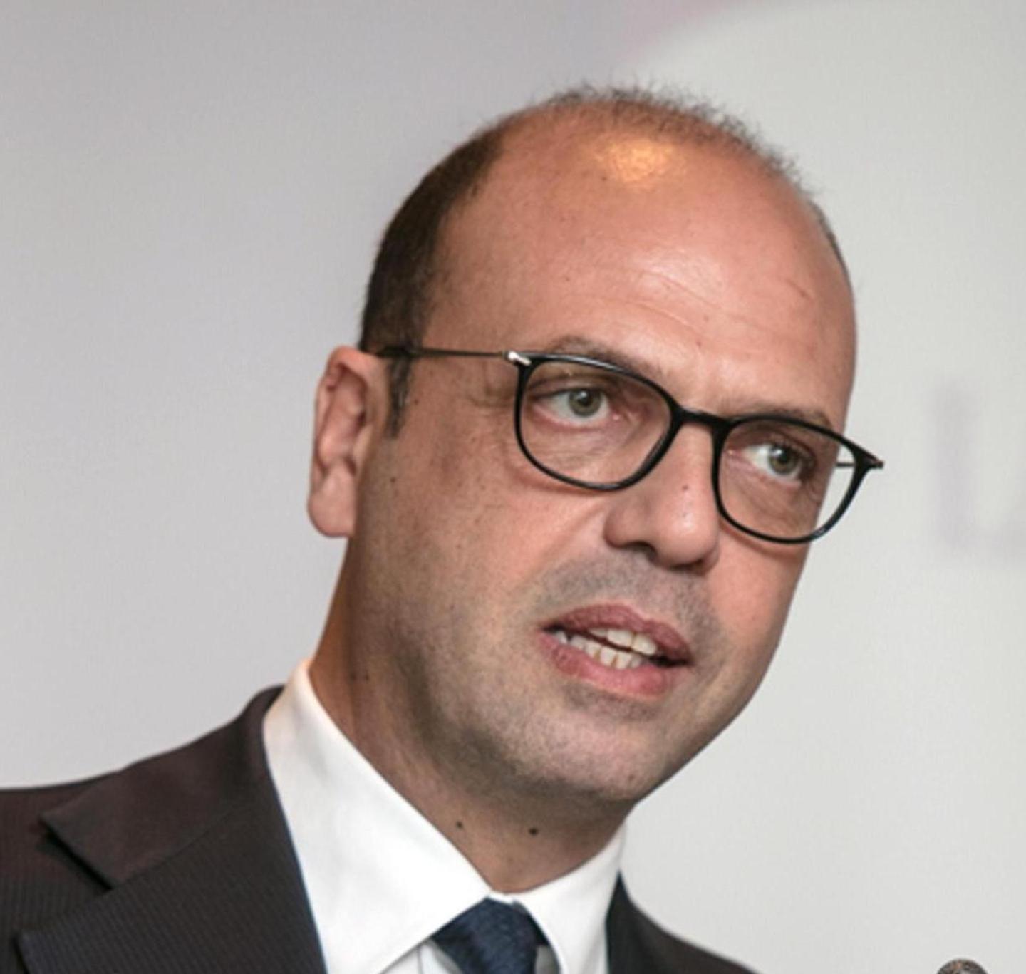Gli industriali contro Alfano «Imprese sole nell’export» 
