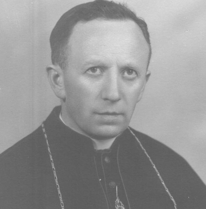 È il terzo vescovo cremonese dopo Cadolini e Mosconi