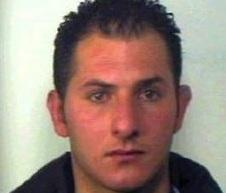 Ndrangheta, si pente un altro cutrese: è parente del superboss  