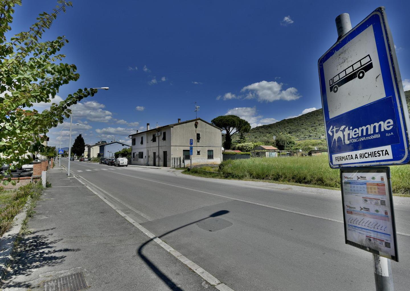 Ferrovia ko: «Almeno spostate la fermata dei pullman» 