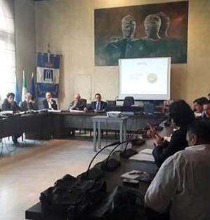 Sindaco e comitati contro i rincari di Gaia 