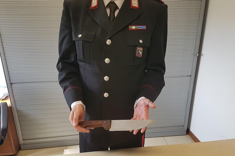 Castelnovo Sotto: violenze sulla figlia perché è nata donna, arrestato