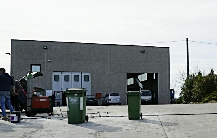 Dubbi sulla proprietà di un capannone