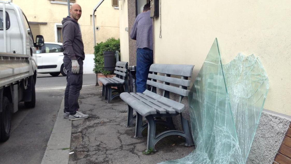 Un altro fine settimana di furti a colpi di tombino