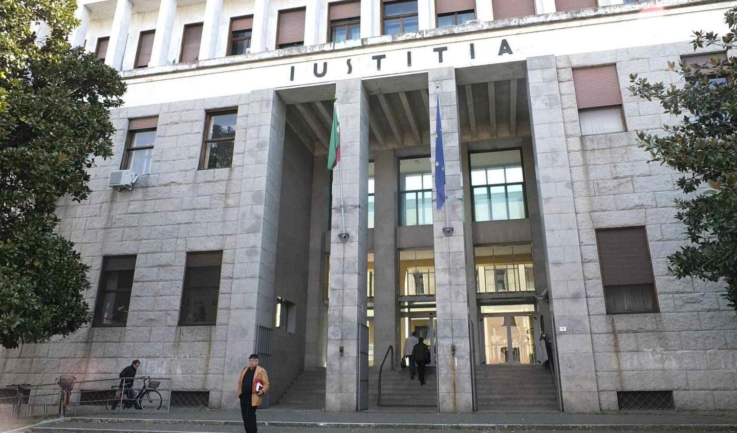 Lite per l’eredità, pensionato 83enne diventa uno stalker 