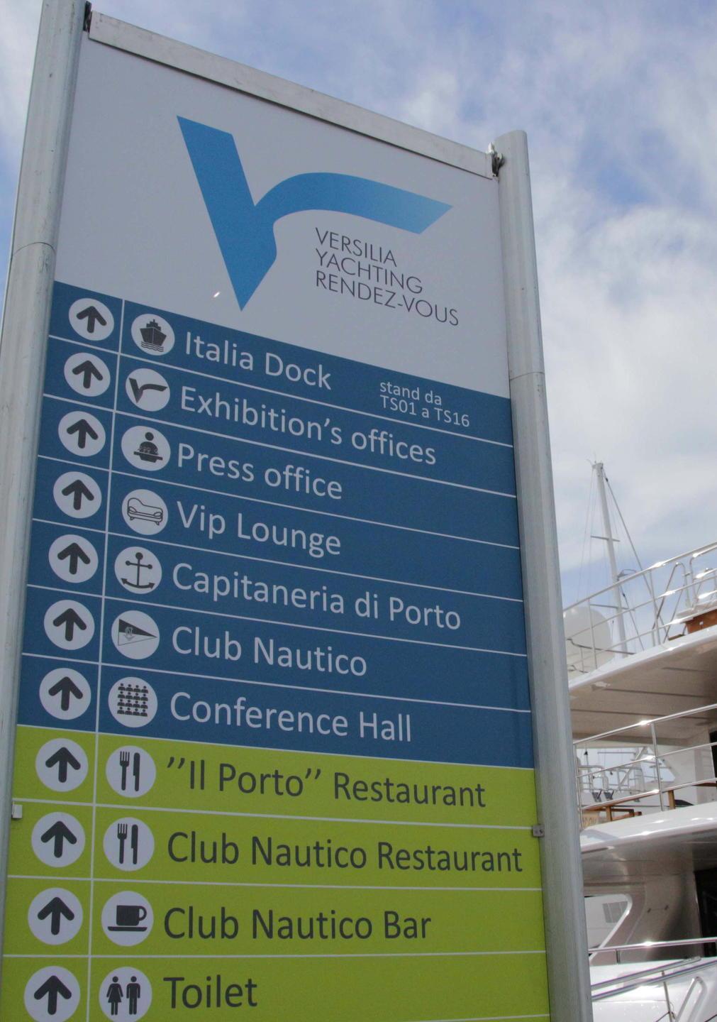 Mille posti auto e due bus navetta al servizio del Salone 