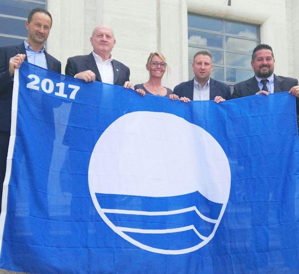 Intanto si consegna la Bandiera blu Premiati a Roma 4 Comuni maremmani