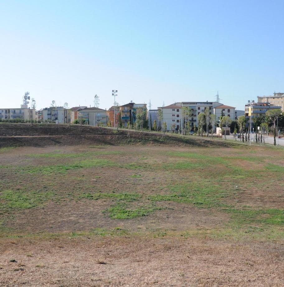 Parco centrale senza il bar I lavori non sono iniziati 