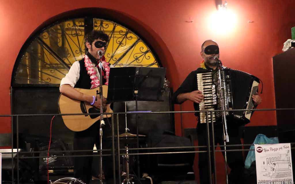 Musica e satira al compleanno del Fuoriporta 